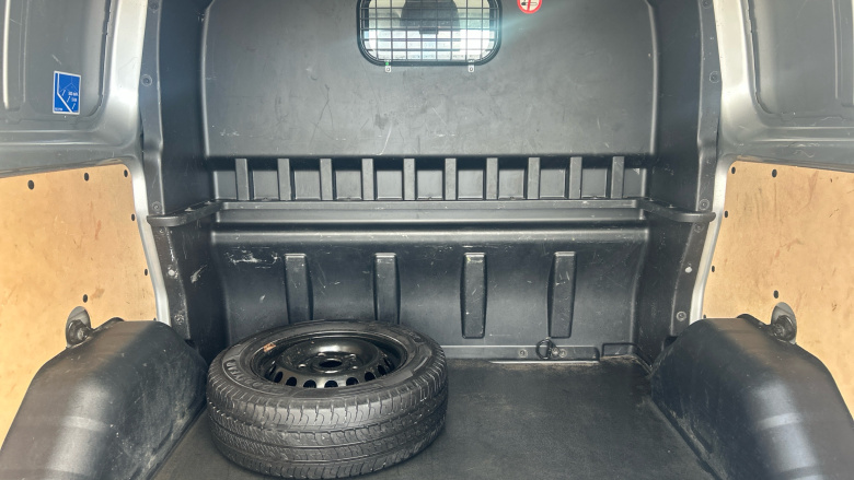 Ford Transit Custom 320 L1 Diesel Fwd 2.0 EcoBlue 170ps Low Roof D/Cab Limited Van Auto